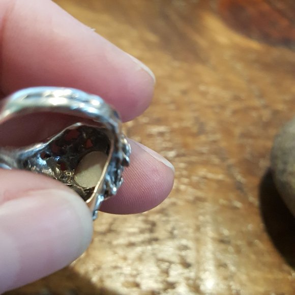 Sterling Rose and mother of pearl Ring - Picture 13 of 14